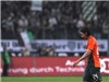  Bremen - Wolfsburg: Đánh võng trên đường đua